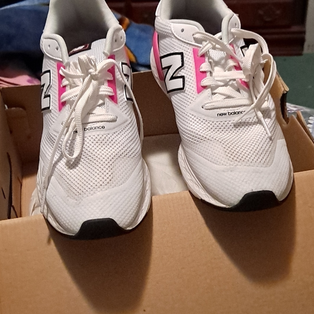 New Balance Womens Sneakers View 3